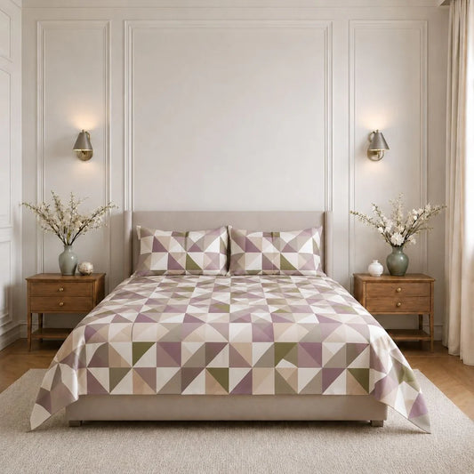 Modern Geometric Bedsheet Set – Soft Cotton Blend Bed Sheet with 2 Pillow Covers | Peach & Beige Triangle Print | King, Double & Single Size